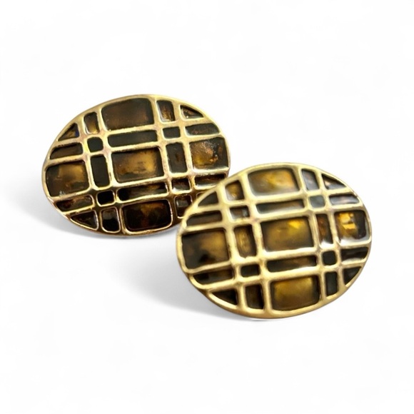 Vintage Gold Tone & Brown Enamel Clip-On Earrings - Picture 1 of 5
